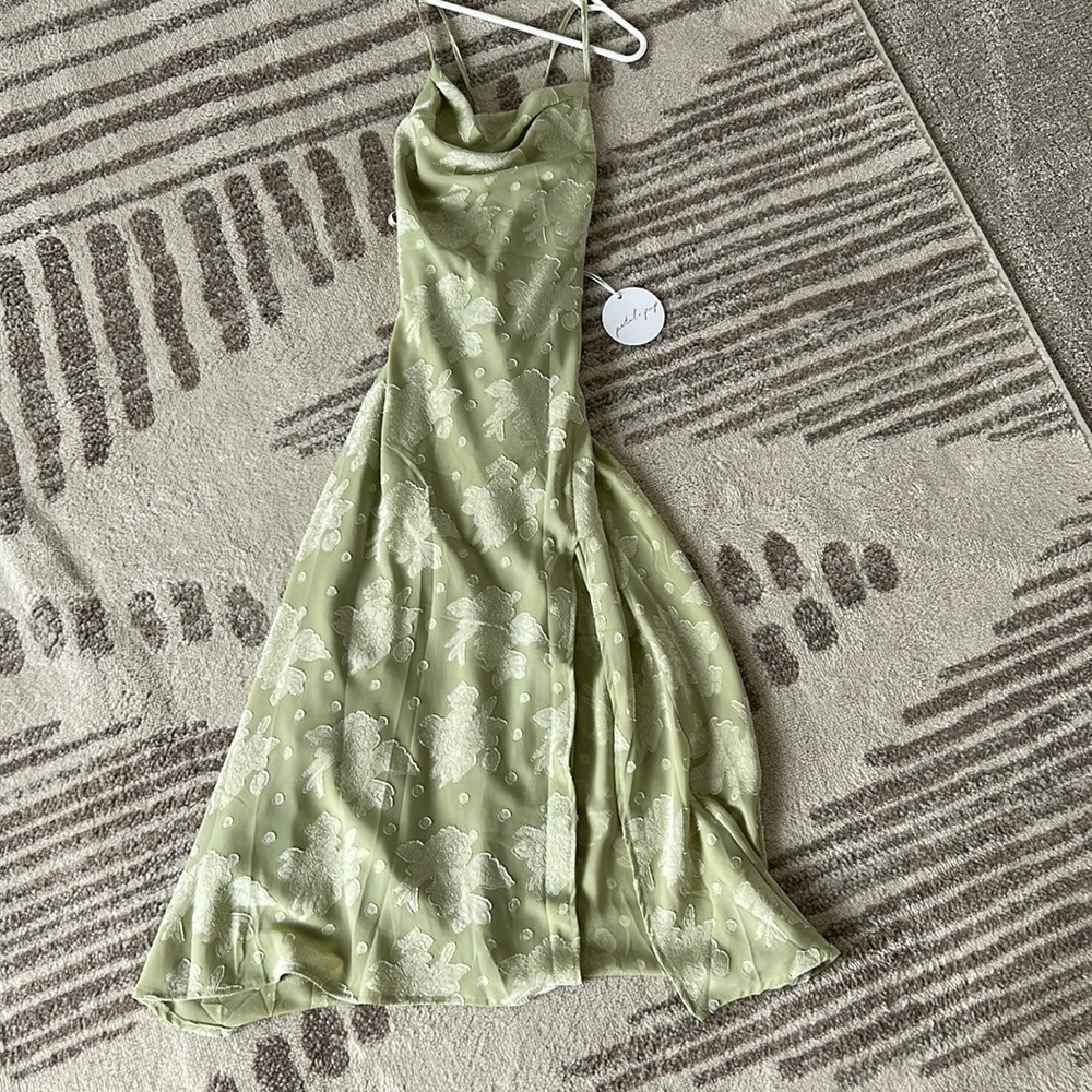 Petal and Pup brand new floral green midi dress with slit and tie detail